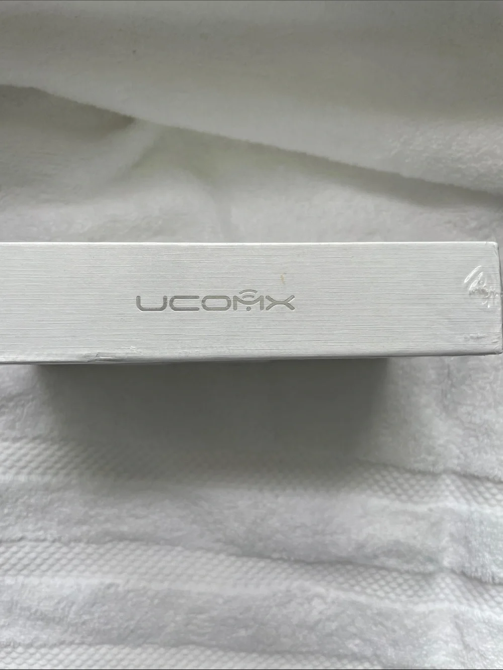 BRAND NEW 3in-1 Portable Magnetic Wireless Charger